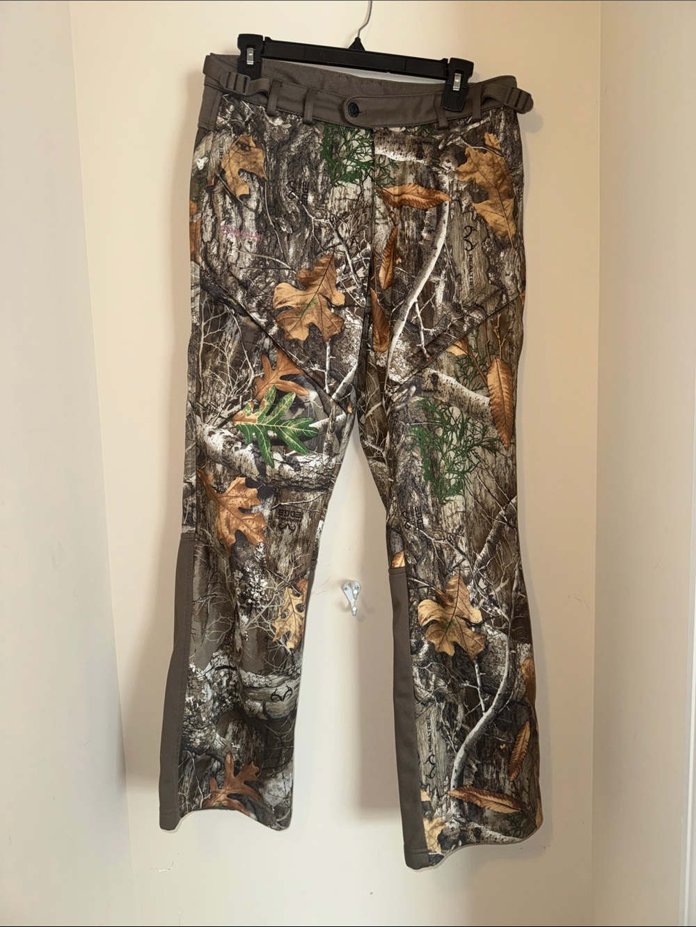 Women’s Fleece Lined Camo Pants